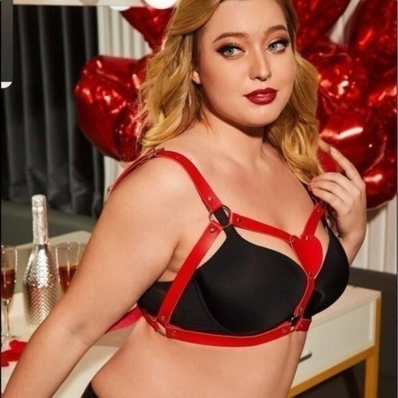 Red Vegan Leather Chest Body Harness Plus Size 1XL - Picture 3 of 5
